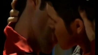 Top 20 Gay Kisses