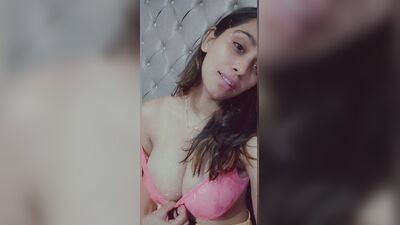 Indian Girl Playing With Big boobs – Hindi Audio