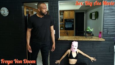 Freya Von Doom, Jovan Jordan - Tiny Robber. Sex, Big Ass Movie
